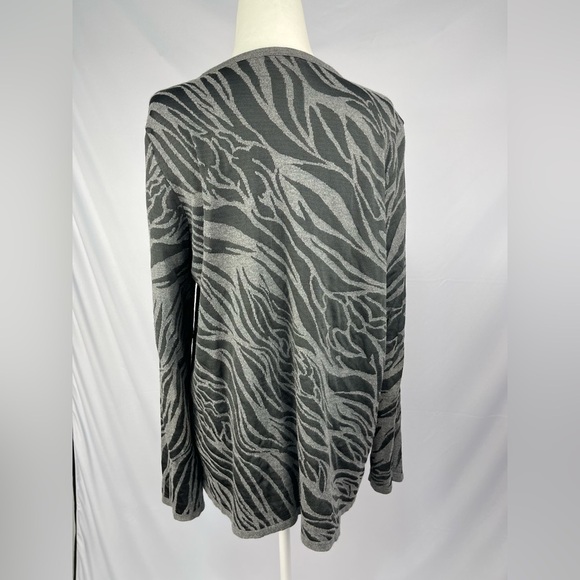 Dana Buchman gray and black animal print open front cardigan women’s size L - Picture 7 of 14